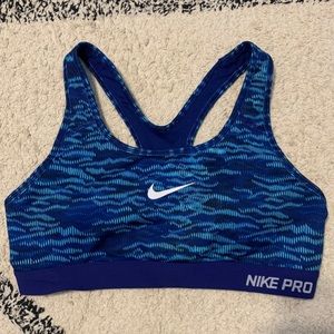 nike bra